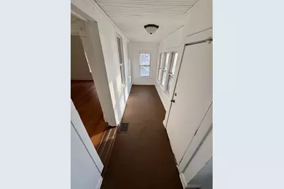 334 S Ottawa Street, Joliet, IL 60436 - Photo 2