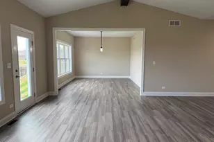 25140 S Westwind Dr, Channahon, IL 60410 - Photo 4