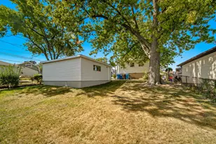 12549 S Tripp Ave, Alsip, IL 60803 - Photo 24