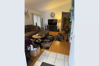 352 Danbury Drive, Naperville, IL 60565 - Photo 2