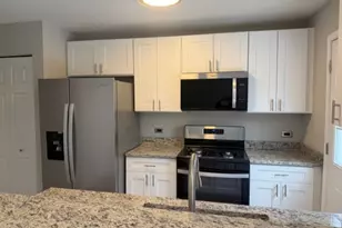 588 Nantucket Way, Island Lake, IL 60042 - Photo 2