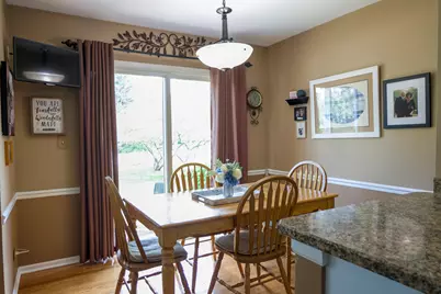 1408 Welland Court, Roselle, IL 60172 - Photo 8