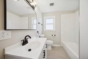 1024 W Walnut St, Kankakee, IL 60901 - Photo 14