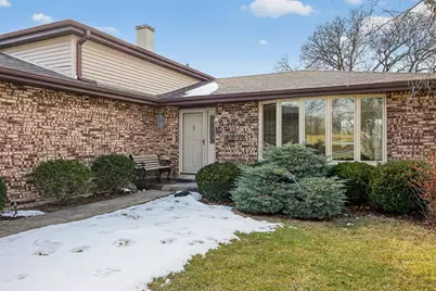 [Address not provided], Downers Grove, IL 60516 - Photo 2