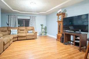 15222 Hamlin Ave, Midlothian, IL 60445 - Photo 12