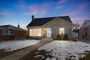 6907 W Cleveland St, Niles, IL 60714 - Photo 2