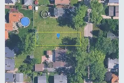 1414 N Pleasant Drive, Round Lake Beach, IL 60073 - Photo 1