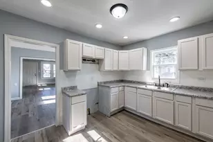 15032 Marshfield Ave, Harvey, IL 60426 - Photo 14