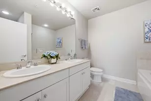 1235 S Prairie Ave, Chicago, IL 60605 - Photo 18