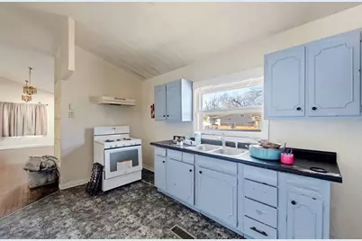 15313 Cherry Lane, Markham, IL 60428 - Photo 8