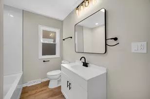 11701 S Campbell Ave, Chicago, IL 60655 - Photo 10