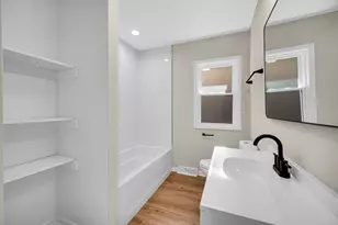 11701 S Campbell Ave, Chicago, IL 60655 - Photo 8