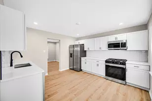 11701 S Campbell Ave, Chicago, IL 60655 - Photo 4