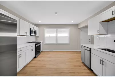 11701 S Campbell Avenue, Chicago, IL 60655 - Photo 6