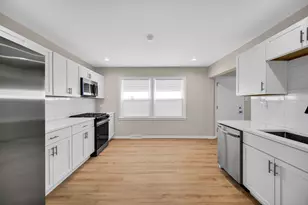 11701 S Campbell Ave, Chicago, IL 60655 - Photo 6