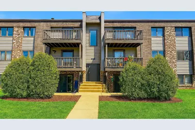 1462 Stonebridge Circle #F10, Wheaton, IL 60189 - Photo 1