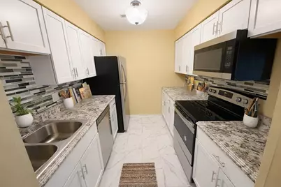 1462 Stonebridge Circle #F10, Wheaton, IL 60189 - Photo 6