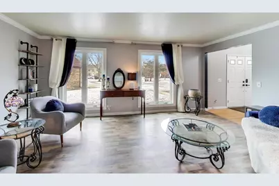 673 N Newkirk Lane, Palatine, IL 60074 - Photo 4