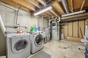 42W470 Red Bud Ct, Saint Charles, IL 60175 - Photo 26