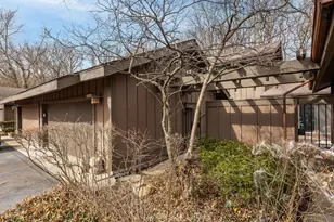 42W470 Red Bud Ct, Saint Charles, IL 60175 - Photo 36
