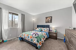 42W470 Red Bud Ct, Saint Charles, IL 60175 - Photo 20