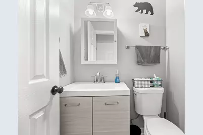 42W470 Red Bud Court, Saint Charles, IL 60175 - Photo 16