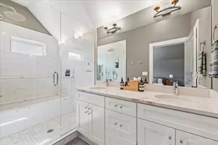 1531 W Granville Ave, Chicago, IL 60660 - Photo 18