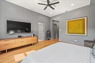 1531 W Granville Ave, Chicago, IL 60660 - Photo 14