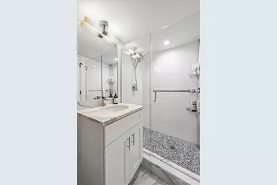 1531 W Granville Avenue, Chicago, IL 60660 - Photo 26