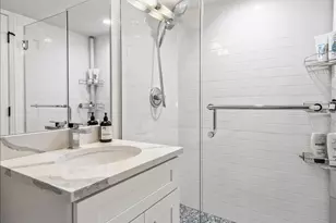 1531 W Granville Ave, Chicago, IL 60660 - Photo 26