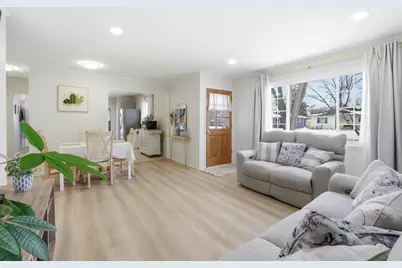 353 E Norman Lane, Wheeling, IL 60090 - Photo 8