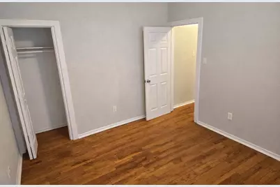 6710 S Merrill Avenue #2W, Chicago, IL 60649 - Photo 4