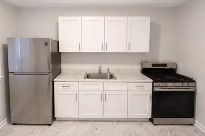 6710 S Merrill Avenue #2W, Chicago, IL 60649 - Photo 2