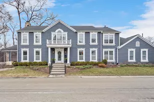 202 Pine Tree Ln, La Grange Park, IL 60526 - Photo 1