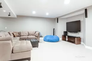 218 Coolidge Pl, Libertyville, IL 60048 - Photo 28