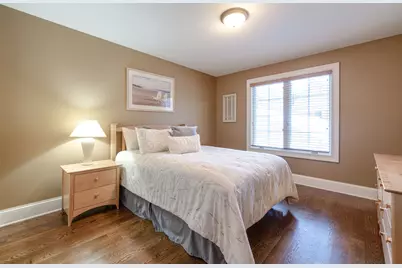 218 Coolidge Place, Libertyville, IL 60048 - Photo 24