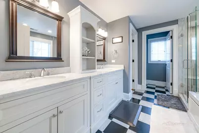 218 Coolidge Place, Libertyville, IL 60048 - Photo 20