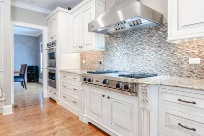 218 Coolidge Place, Libertyville, IL 60048 - Photo 8