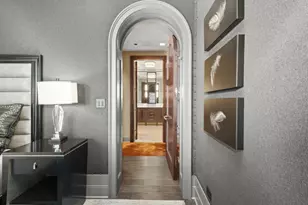 10 E Delaware Pl, Chicago, IL 60611 - Photo 28