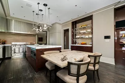 10 E Delaware Place #34A, Chicago, IL 60611 - Photo 2