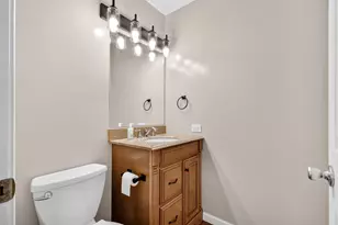 606 Briarwood Ct, Elwood, IL 60421 - Photo 16