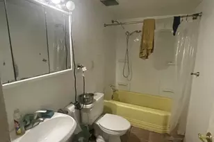 775 Greenbay Ave, Calumet City, IL 60409 - Photo 26