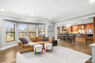 1909 Montclair Dr, Naperville, IL 60565 - Photo 10