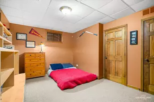 1909 Montclair Dr, Naperville, IL 60565 - Photo 32