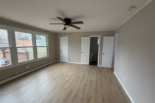 243 Mantua St, Park Forest, IL 60466 - Photo 6