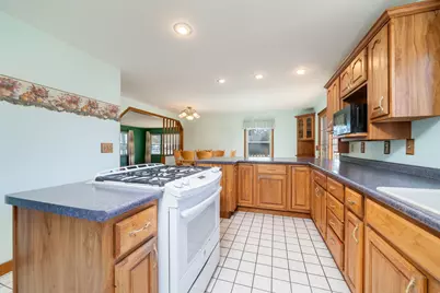 4414 W Il Rt 64, Mount Morris, IL 61054 - Photo 18