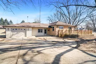 4414 W Il Rt 64, Mount Morris, IL 61054 - Photo 1