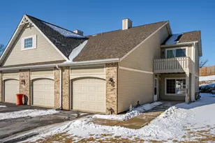 6538 Timberleaf Ct, Loves Park, IL 61111 - Photo 2