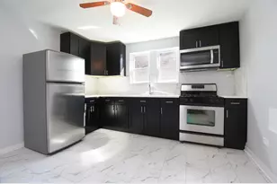 5128 W Henderson St, Chicago, IL 60641 - Photo 4