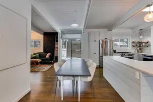 2649 Crawford Ave, Evanston, IL 60201 - Photo 10